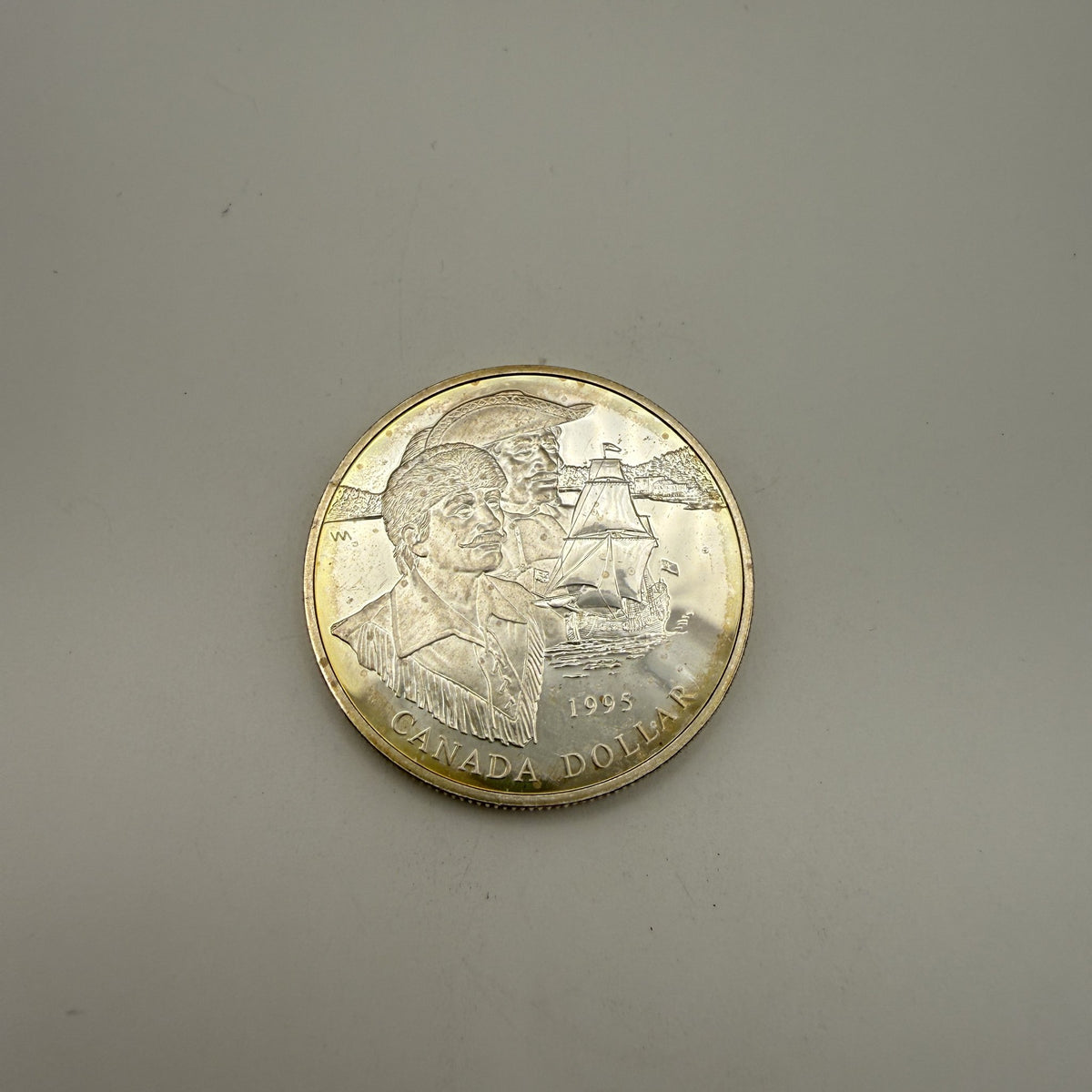 1995 Hudson's Bay Company 325th Anniversary Silver Dollar - detail
