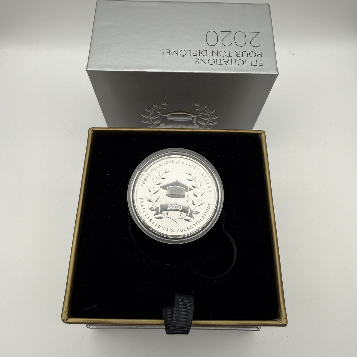 2020 Canada $10 Congratulations on Your Graduation Fine Silver Reverse Proof Coin - front